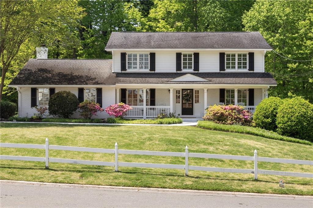 5040 Winding Branch Dr., Dunwoody, GA 30338