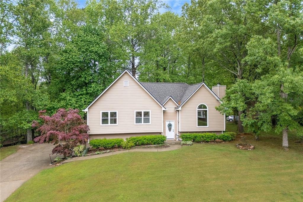 4618 Barkley Dr., Acworth, GA 30101