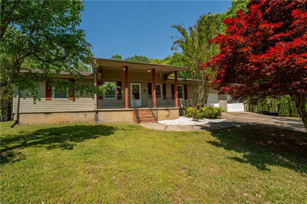 4928 Miller Lake Rd., Gainesville, GA 30507