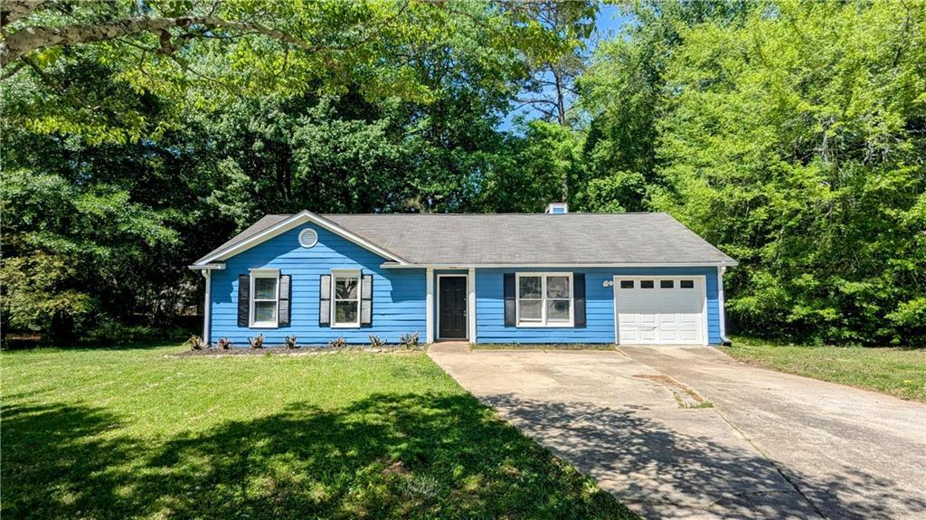 685 Greenhedge Dr., Stone Mountain, GA 30088