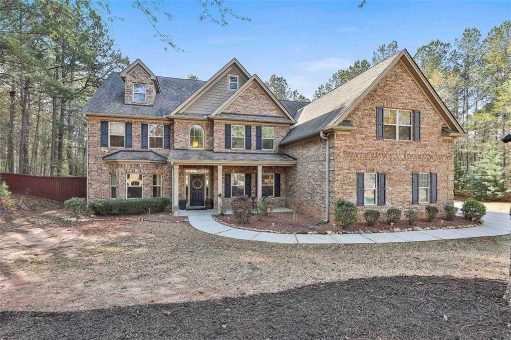 7 Ranan Ln., Newnan, GA 30263