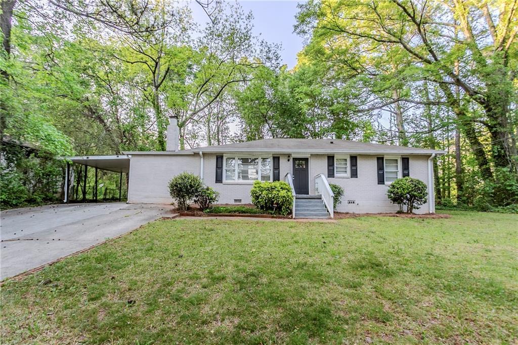 2576 Brentwood Rd., Decatur, GA 30032