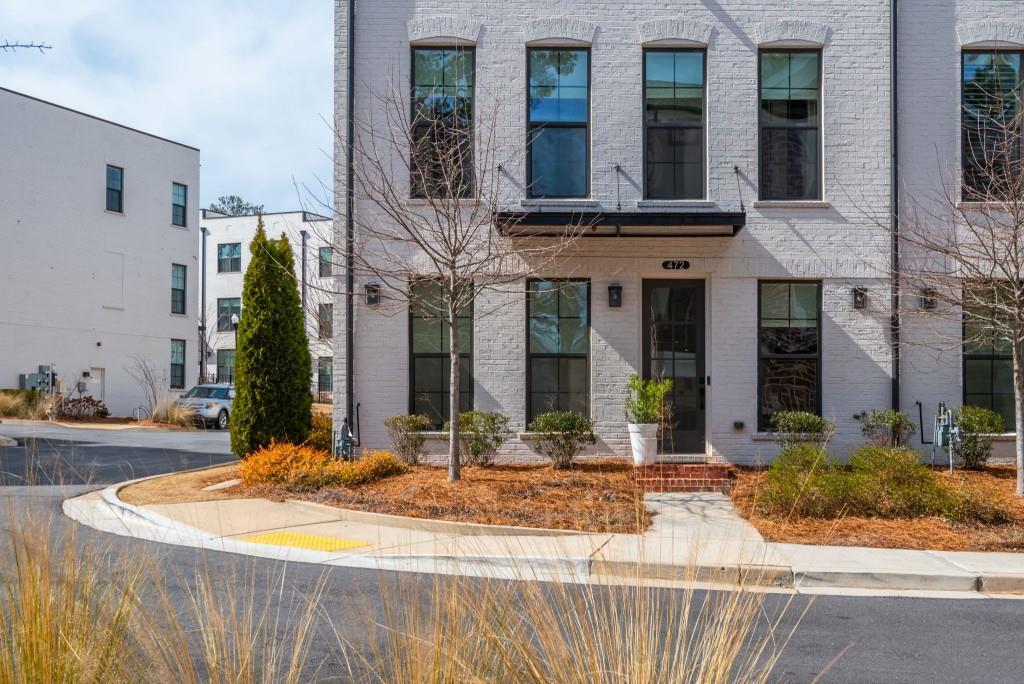 472 Burton Dr., Alpharetta, GA 30009