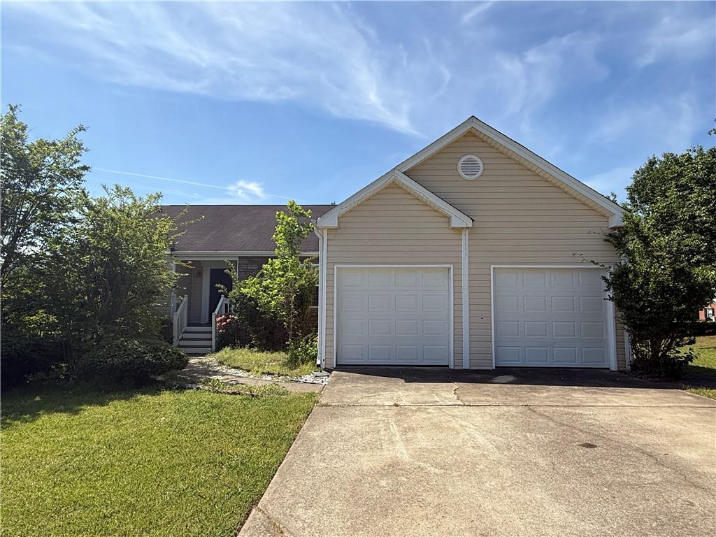 16 Grandview Ct., Powder Springs, GA 30127