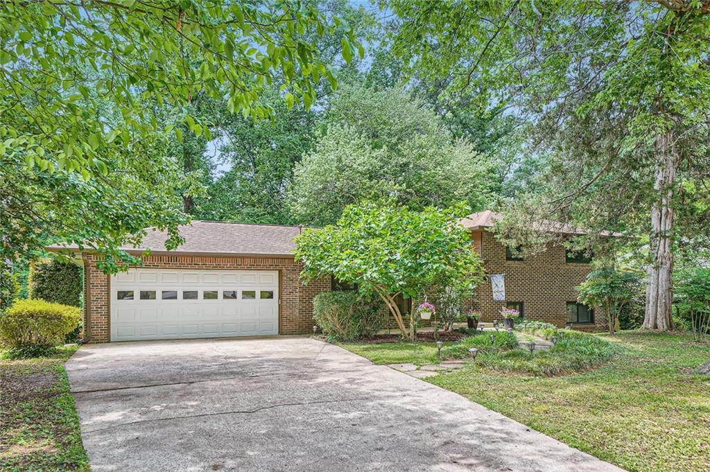 2687 Goodfellows Rd., Tucker, GA 30084