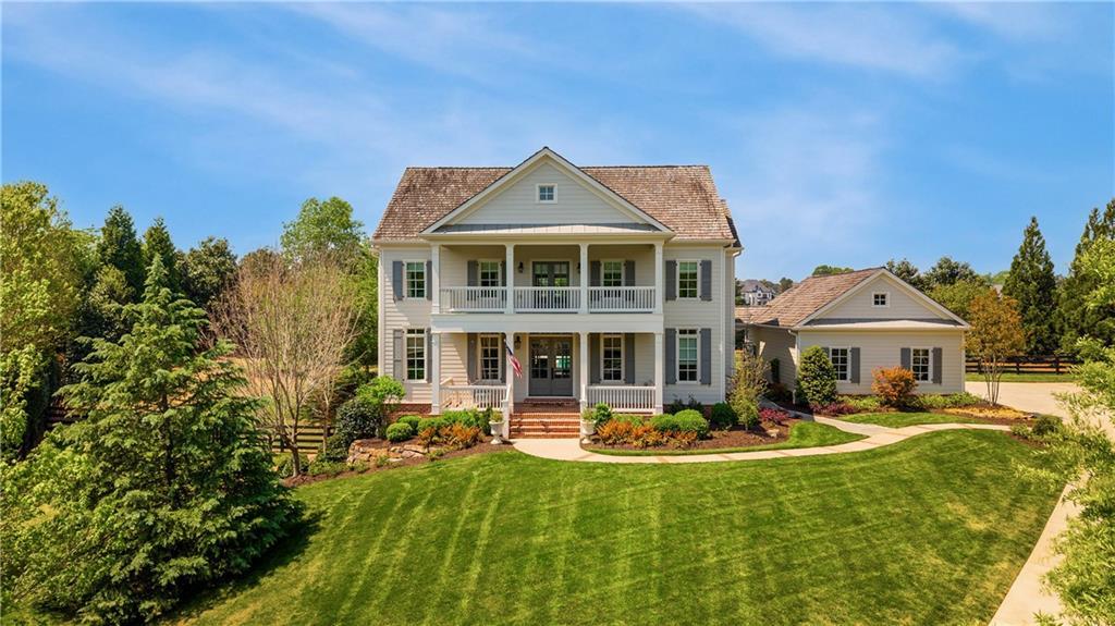 210 Tifton Ln., Roswell, GA 30075
