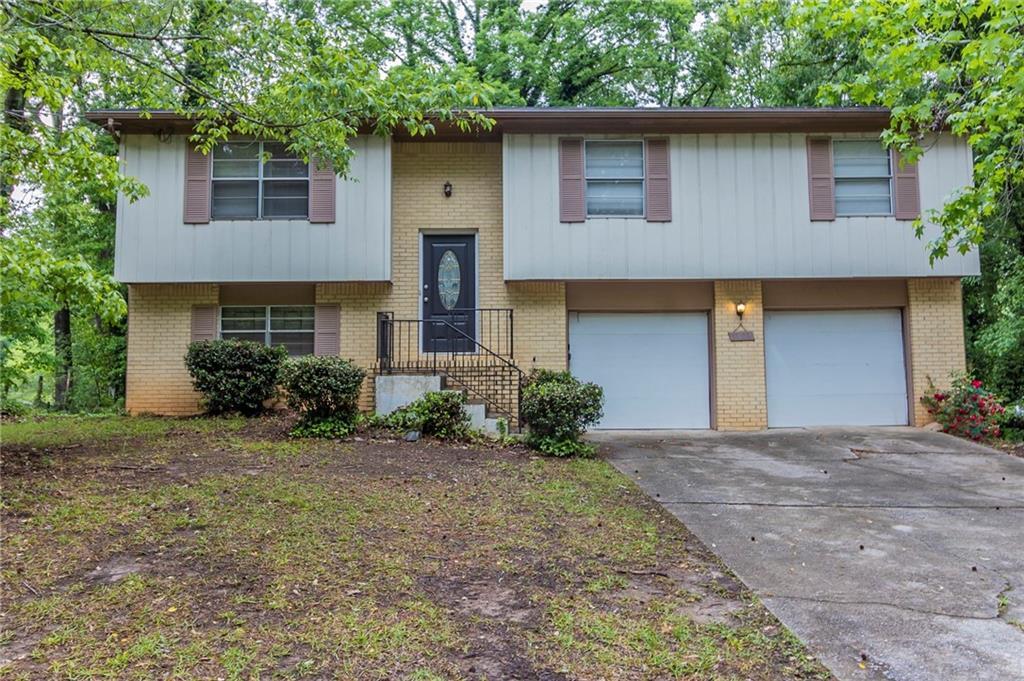 5802 Oakleaf Dr., Stone Mountain, GA 30087