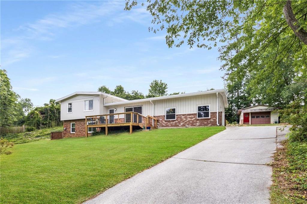 1619 Folkstone Rd., Brookhaven, GA 30329