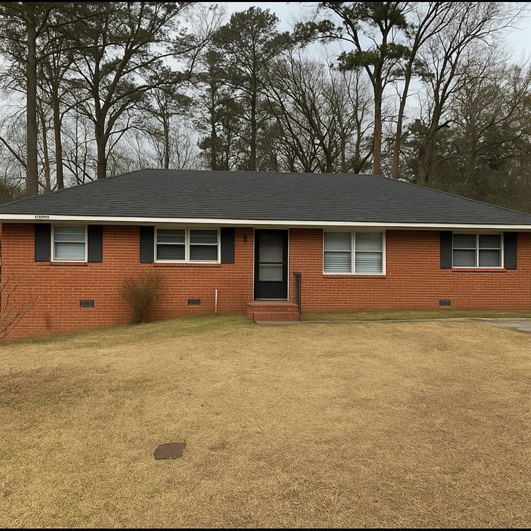 2410 Tredway Dr., Macon, GA 31211
