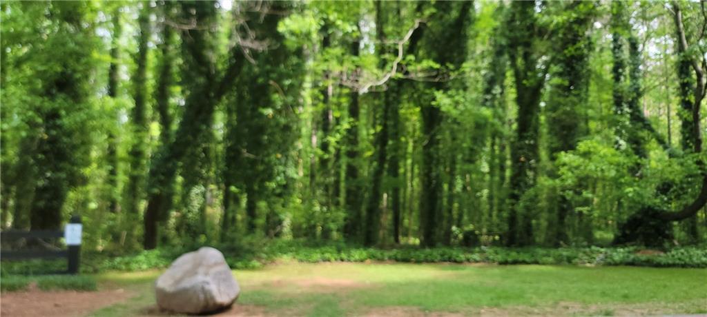 44 Lake Latimer Dr., Kennesaw, GA 30144