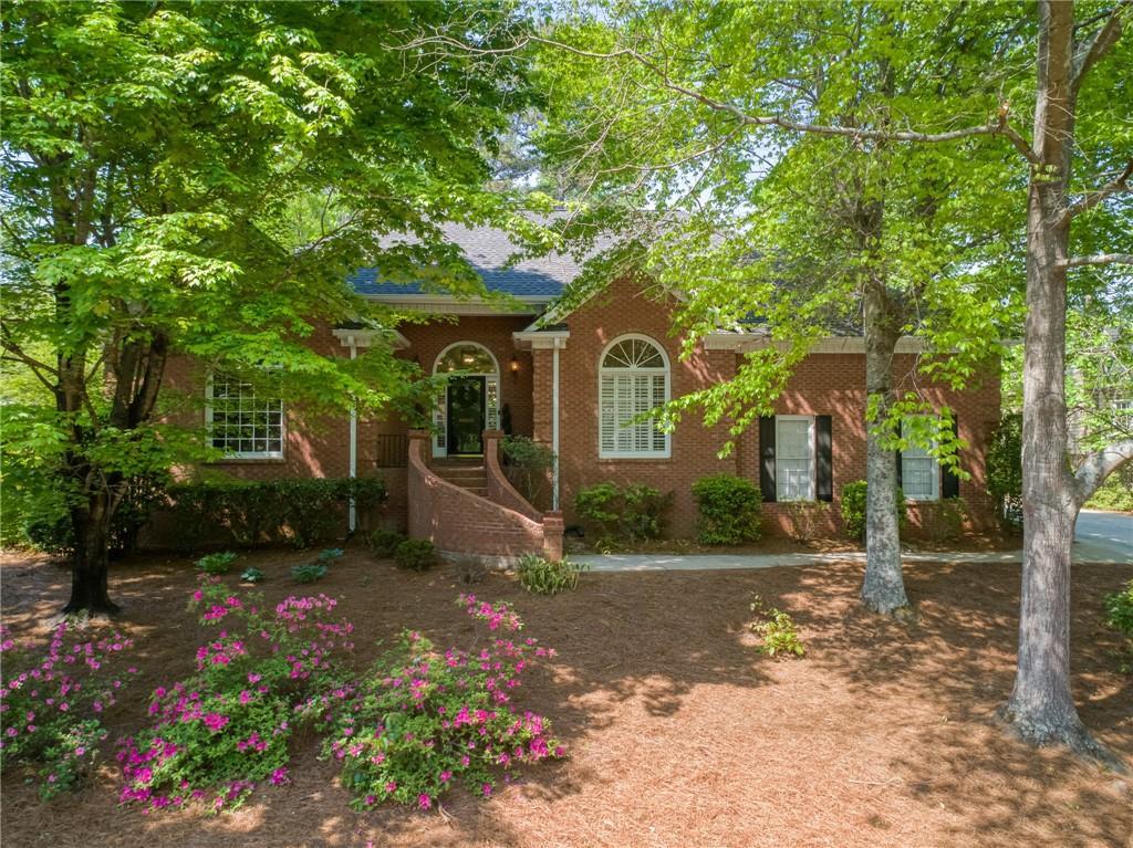 225 Wexford Overlook Dr., Roswell, GA 30075