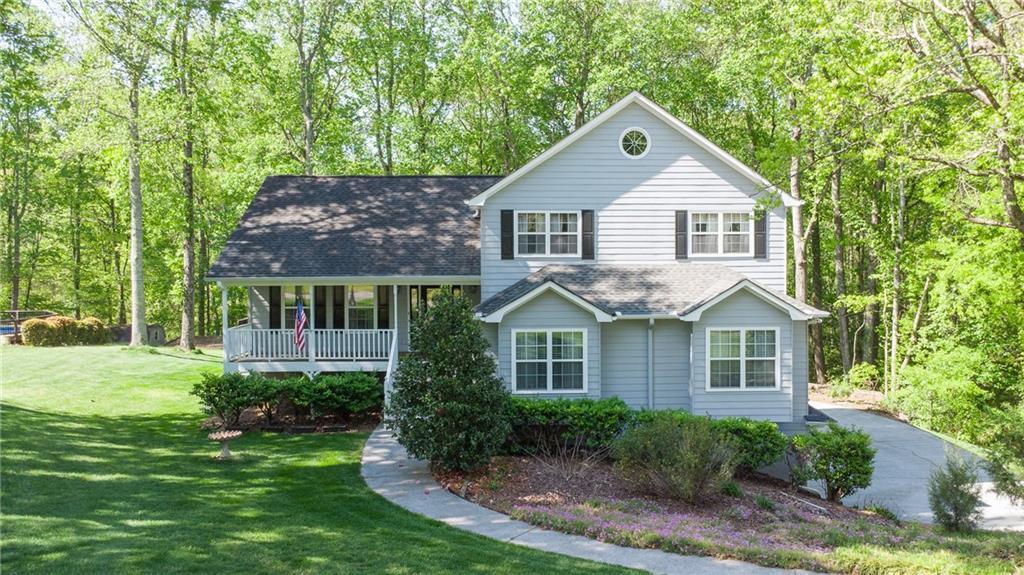619 Stoney Creek Rd., Woodstock, GA 30188