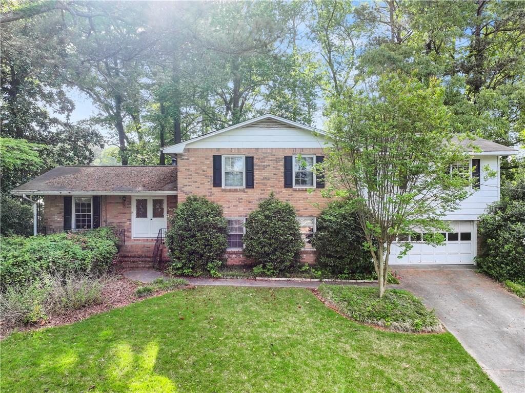 3844 Lake Dr., Smyrna, GA 30082
