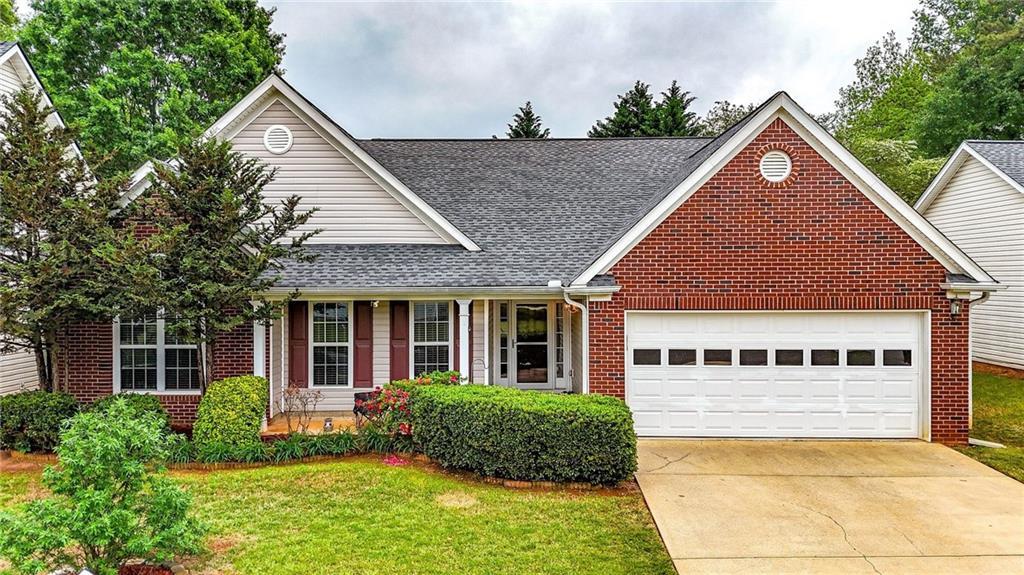 103 Mount Laurel Dr., Dallas, GA 30132