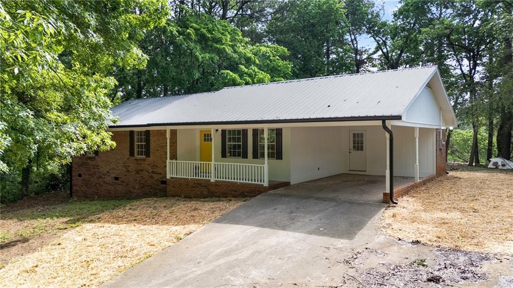 196 Highland Dr., Calhoun, GA 30701