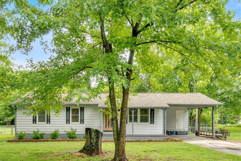 112 Duncan Dr., Cartersville, GA 30120