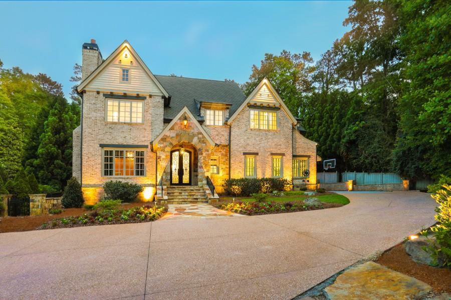 4140 Hillside Pl., Atlanta, GA 30342