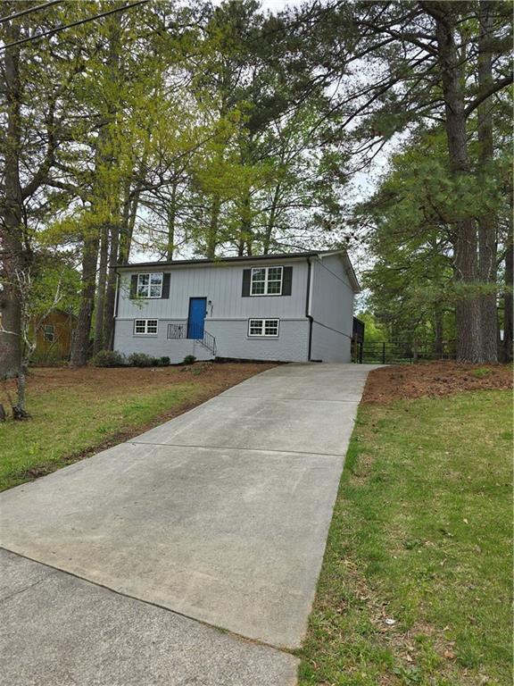 2531 Ridgecrest Dr., Kennesaw, GA 30152