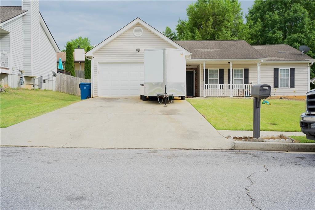 2568 Morning Glory Pl., Lawrenceville, GA 30044