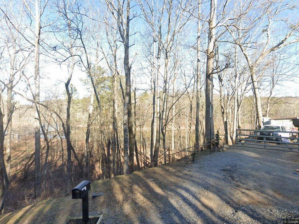 341 Mountain Lake View Dr., Jasper, GA 30143