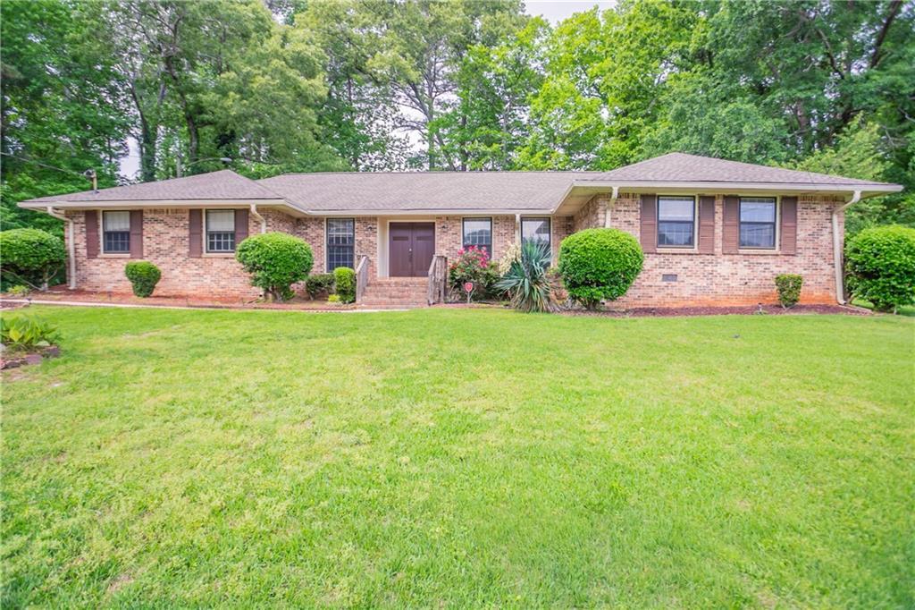 2020 Buckingham Ct., Decatur, GA 30035