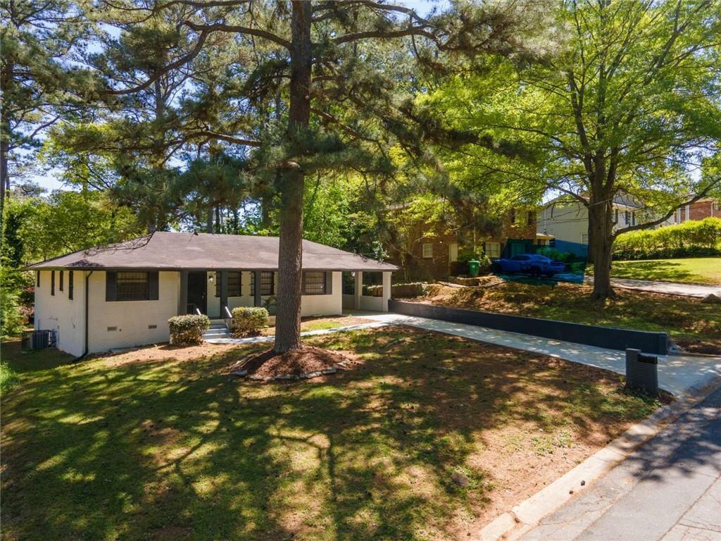 2704 Terratim Ln., Decatur, GA 30034