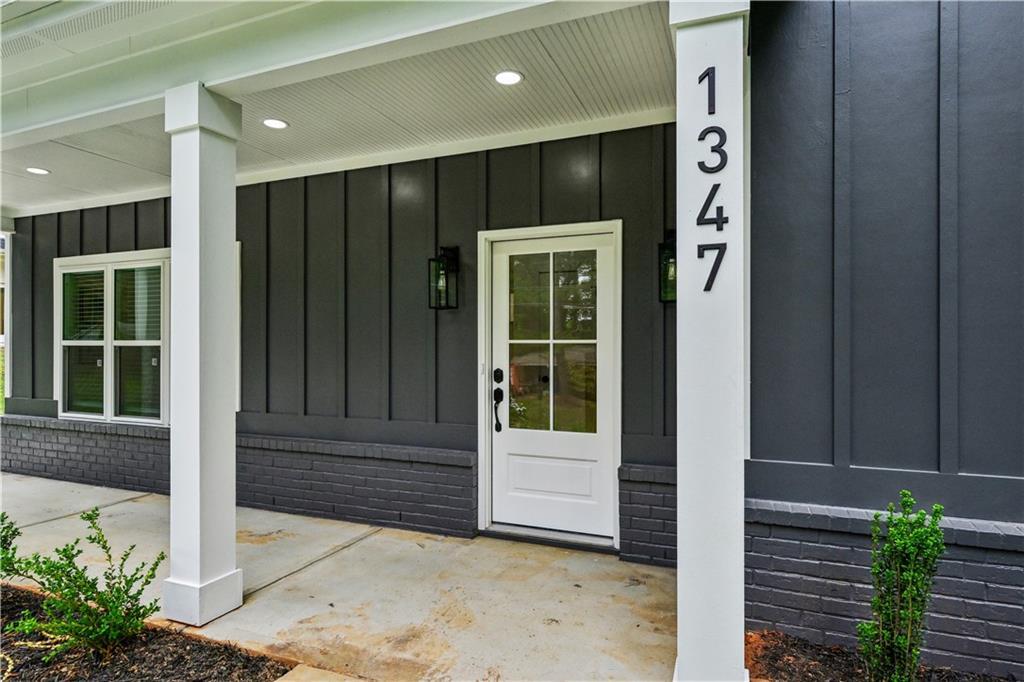 1347 Midlawn Dr., Decatur, GA 30032