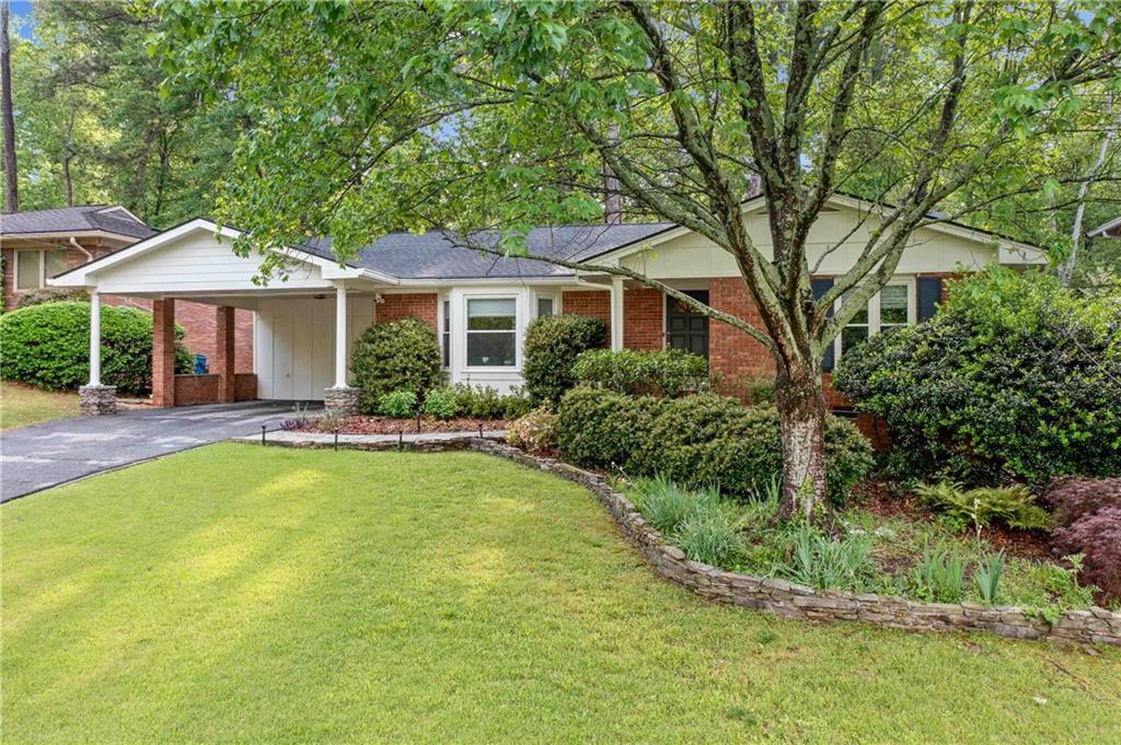 1866 Wildwood Pl., Atlanta, GA 30324