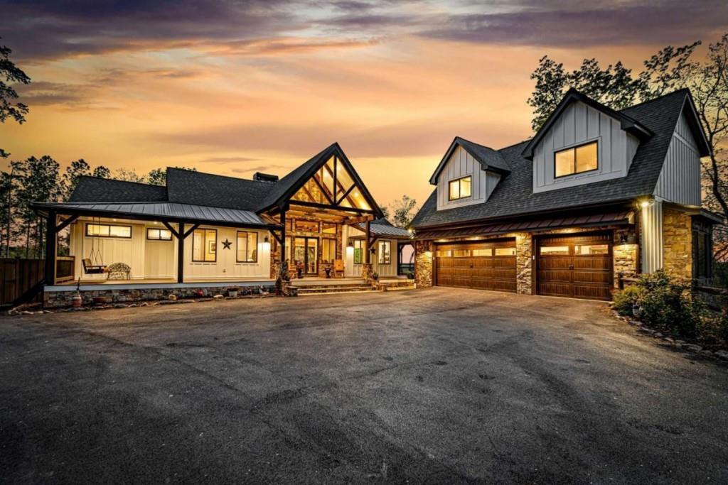 168 Carters View Ln., Ellijay, GA 30540