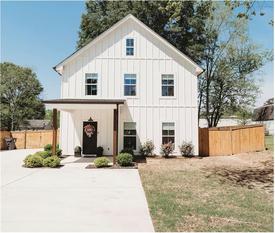 438 Bowdon St., Tallapoosa, GA 30176