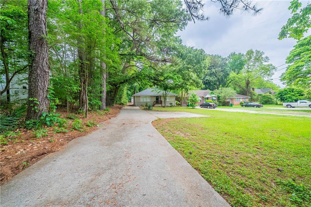 1774 Austin Dr., Decatur, GA 30032