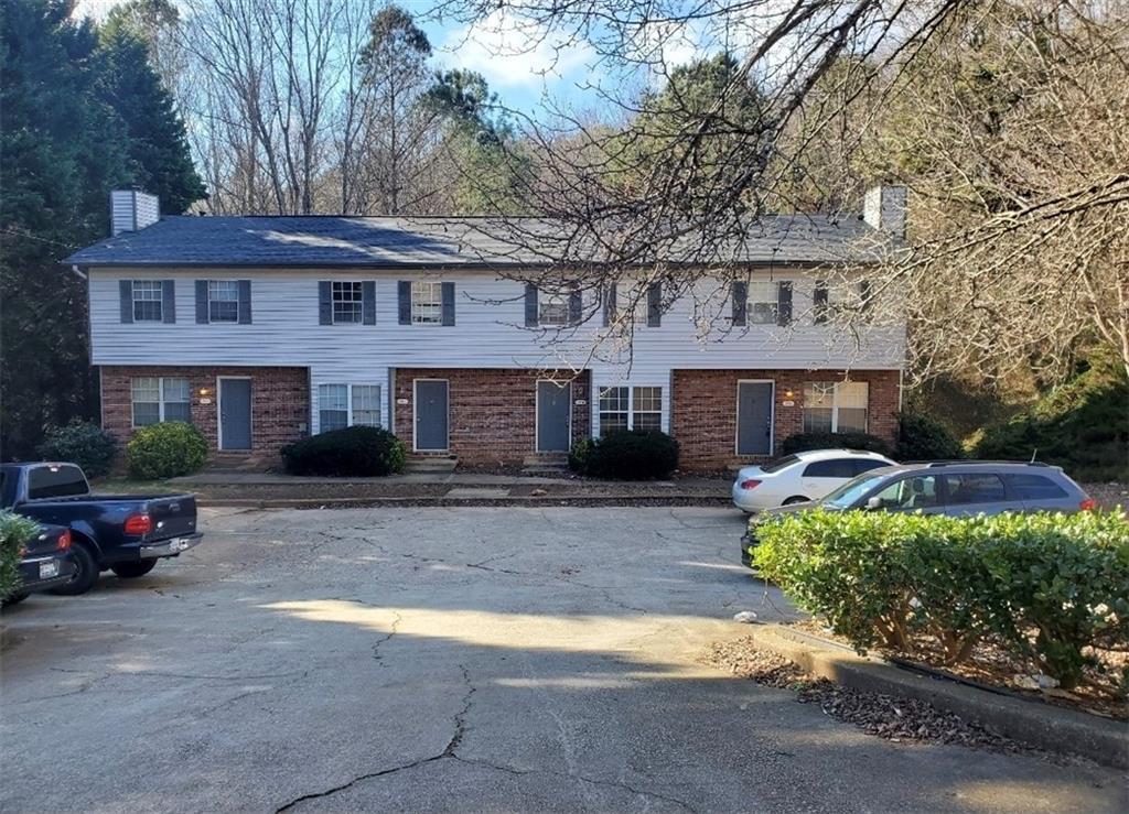 2930 Spruce Cir., Snellville, GA 30078