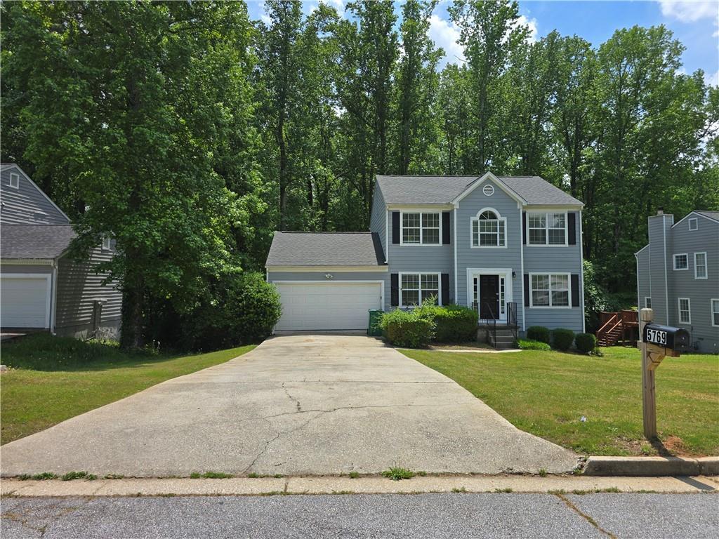 5769 Shadow Creek Dr., Lithonia, GA 30058
