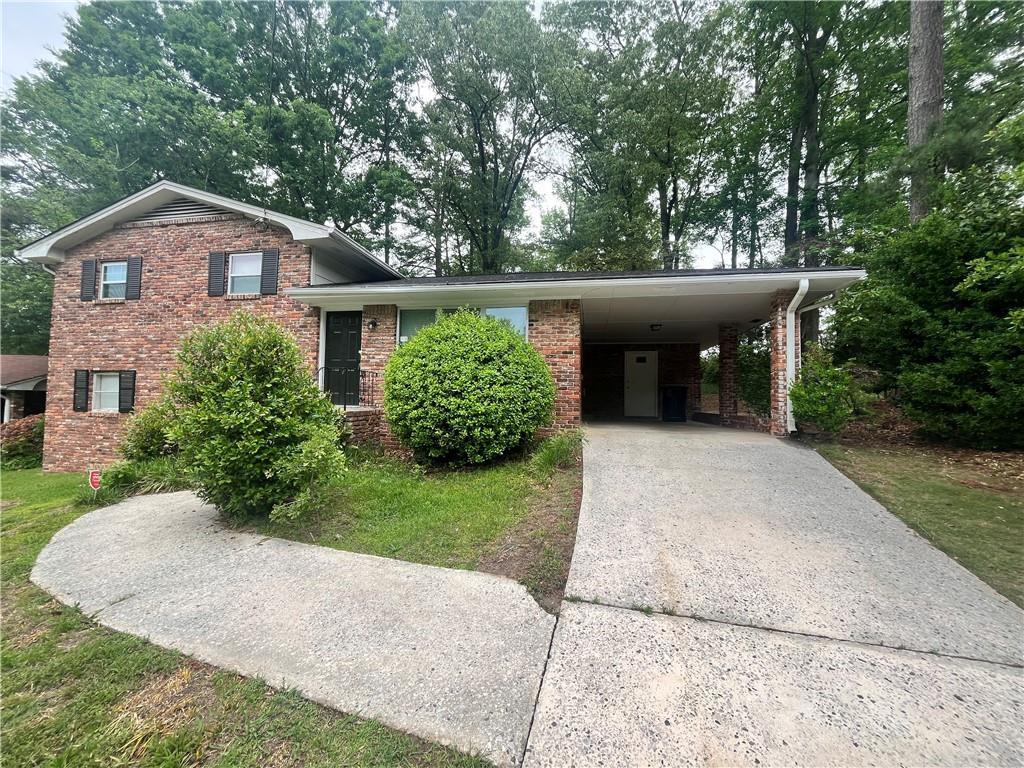 1263 Shoreham Dr., Atlanta, GA 30349
