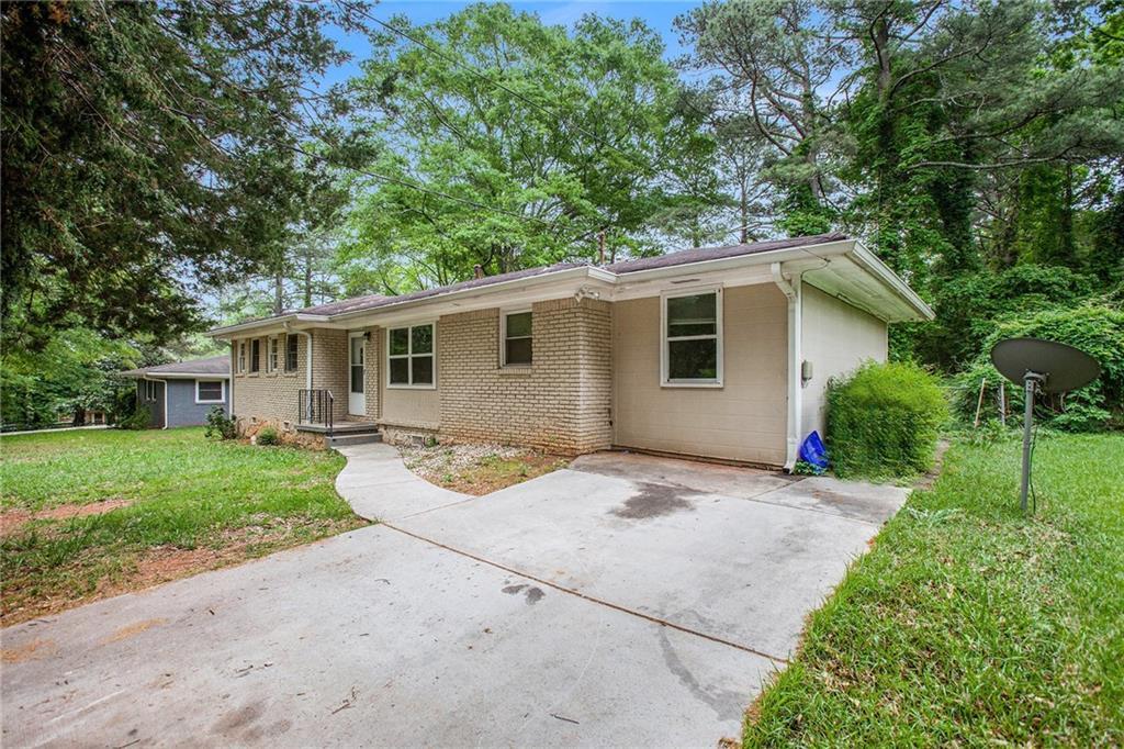 3367 Misty Valley Rd., Decatur, GA 30032