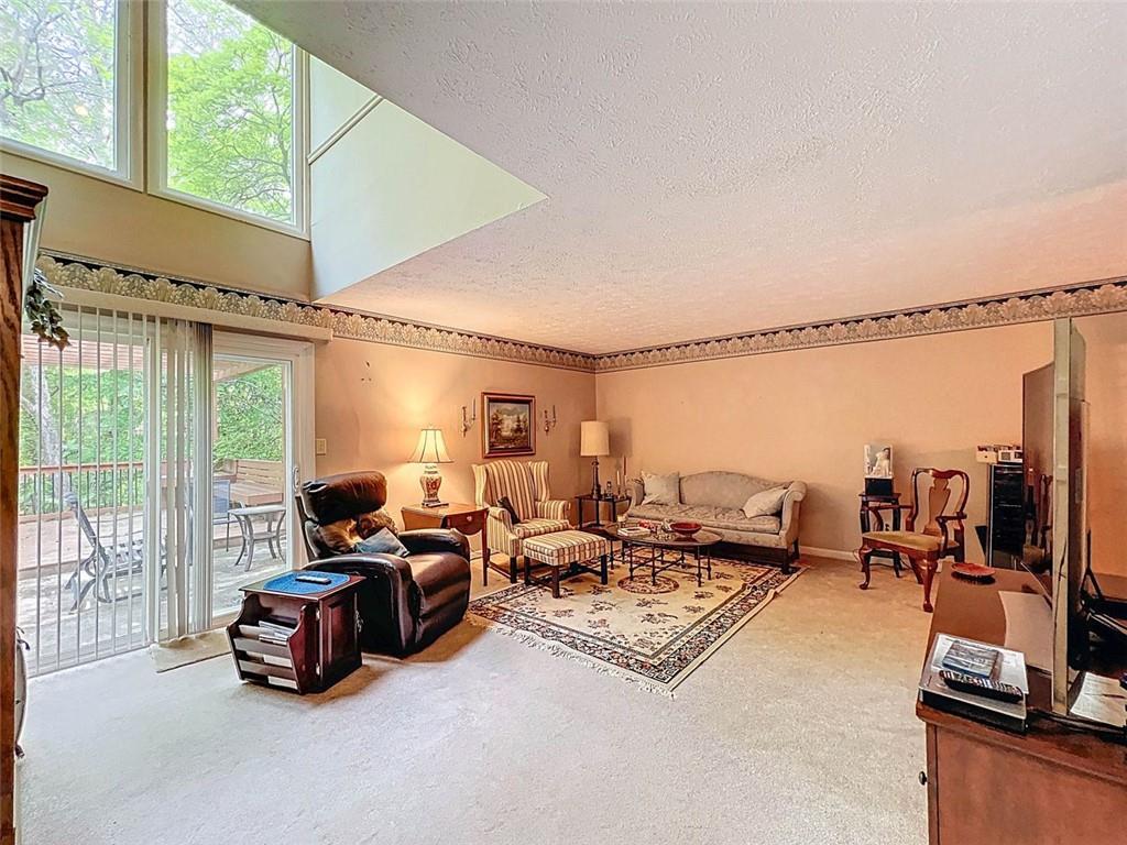 3220 Stoney Acres Dr., Kennesaw, GA 30152