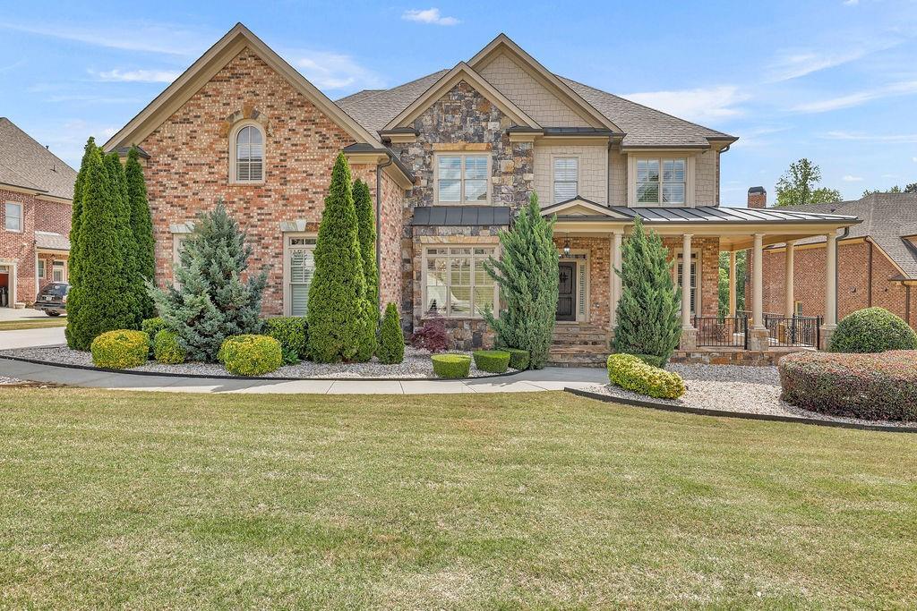 2932 Springbluff Ln., Buford, GA 30519