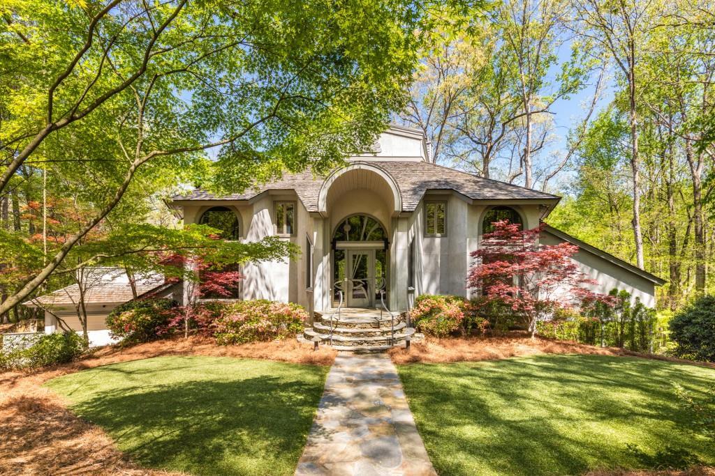 6525 Old Riverside Dr., Sandy Springs, GA 30328