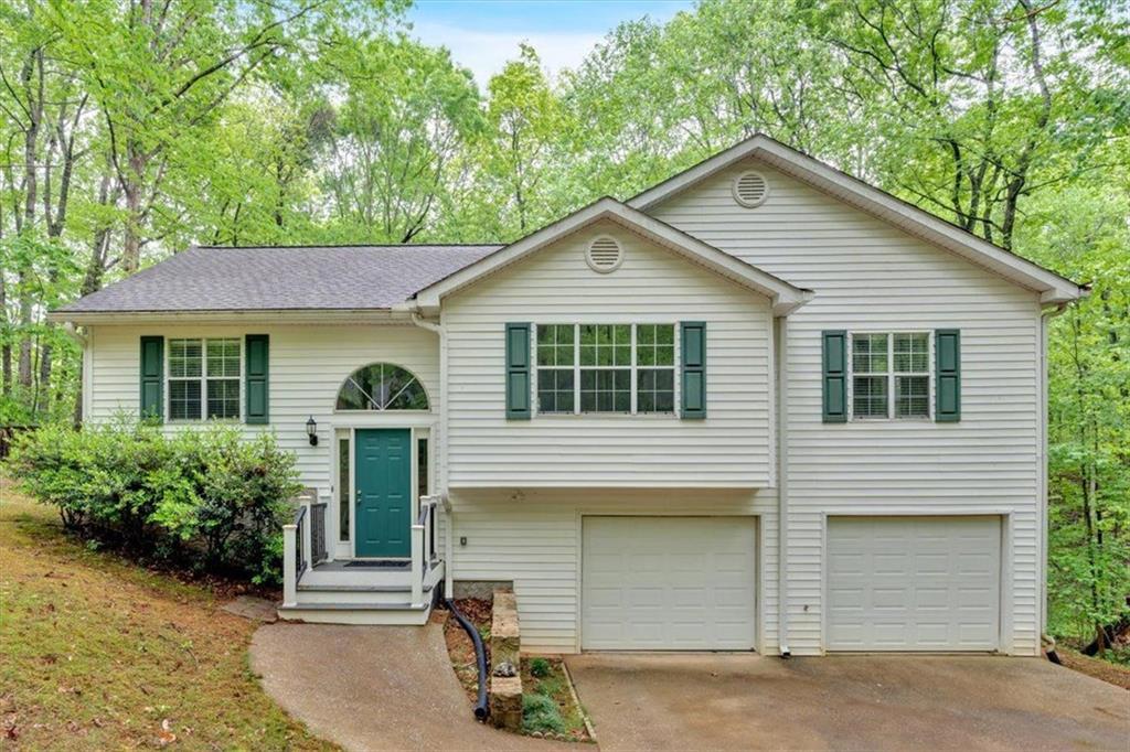 2539 Lakeside Dr., Villa Rica, GA 30180