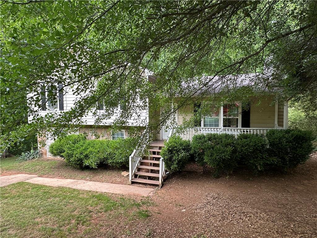 2756 Del Ridge Dr., Douglasville, GA 30135