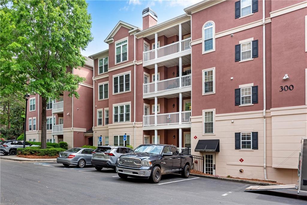 324 Ashford Cir., Atlanta, GA 30338