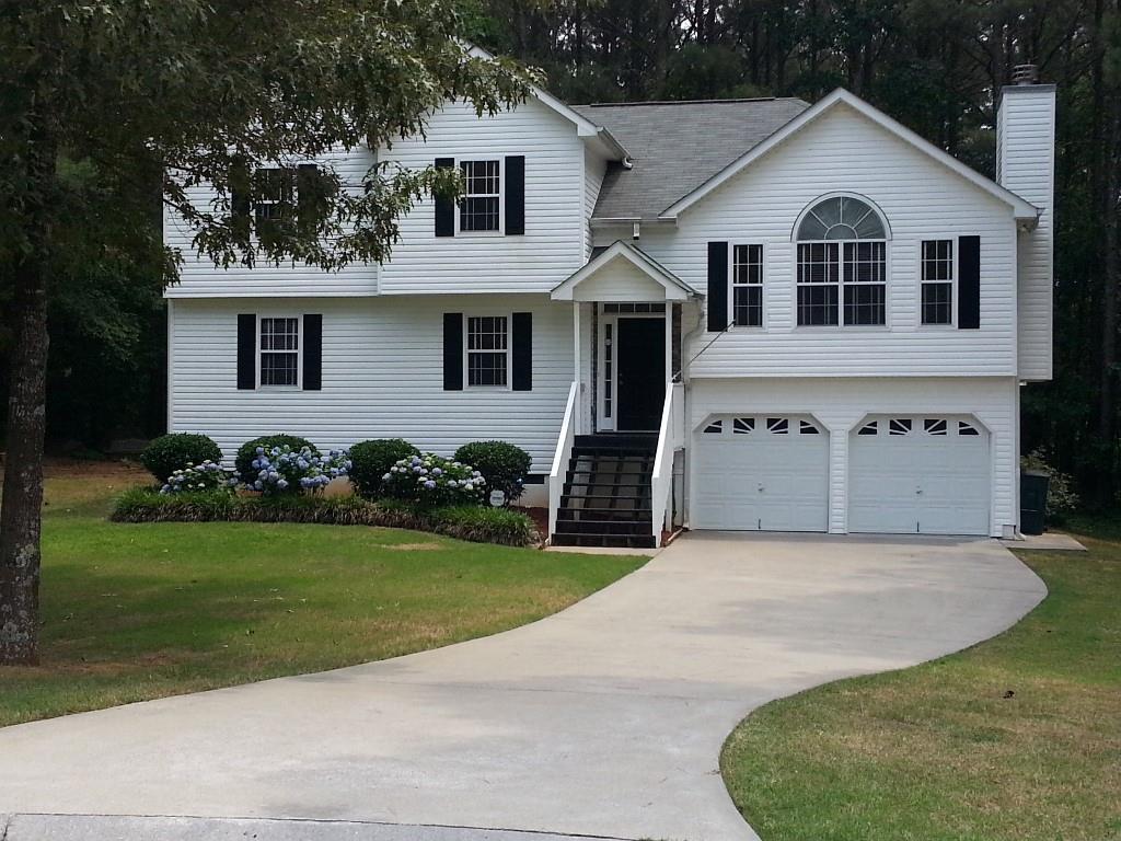 22 Briar Chase Ct., White, GA 30184