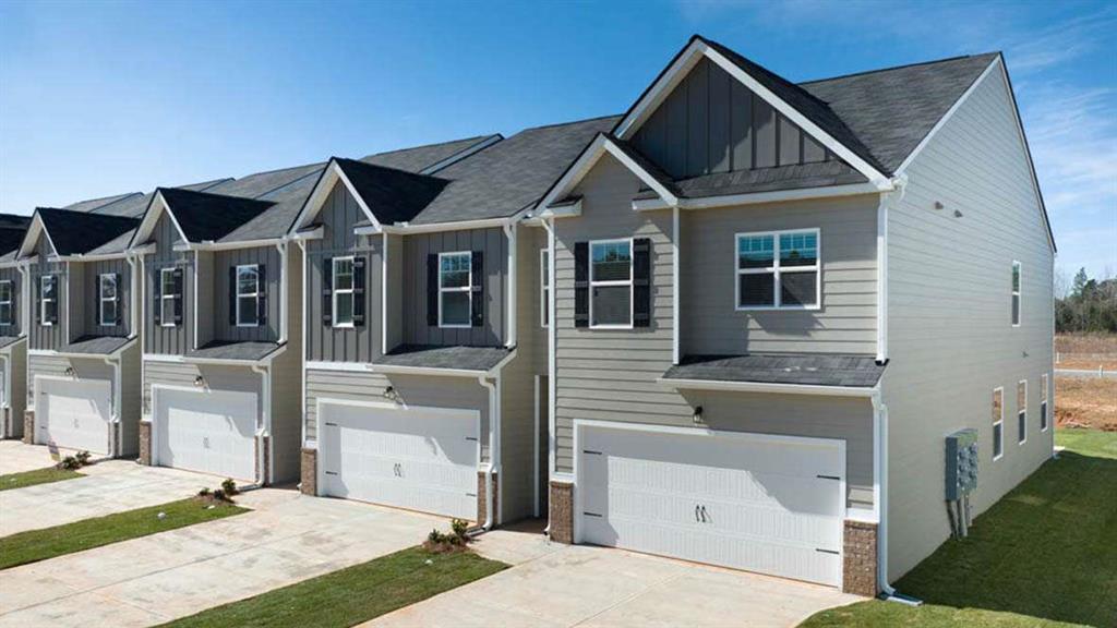 359 Elgin Dr., Lawrenceville, GA 30045