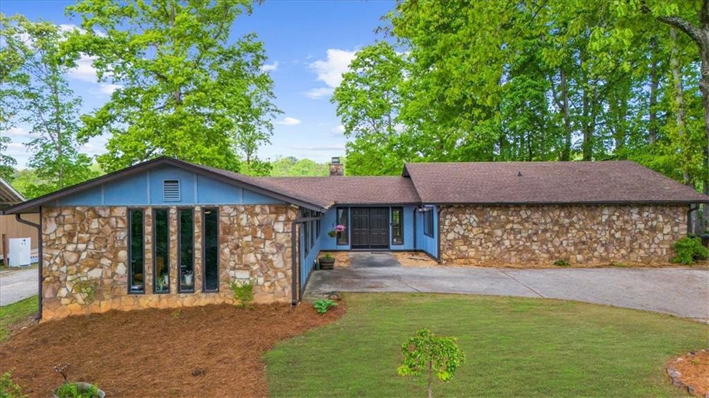 5742 Harbor Dr., Buford, GA 30518