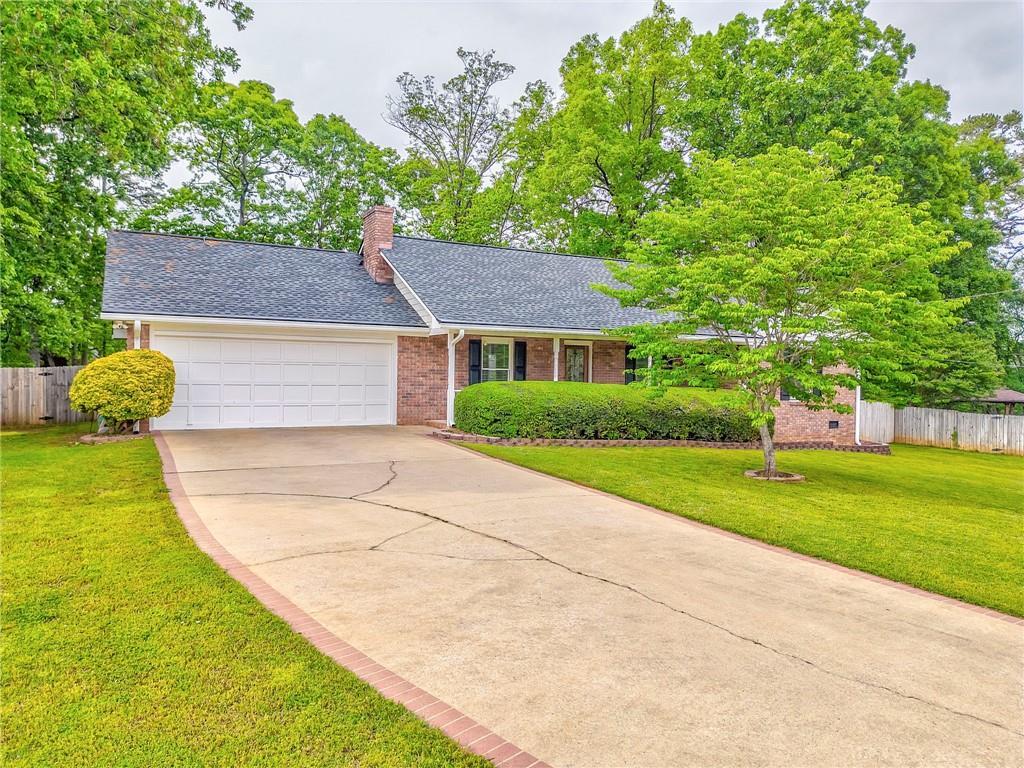 112 Eastwood Dr., Cartersville, GA 30120