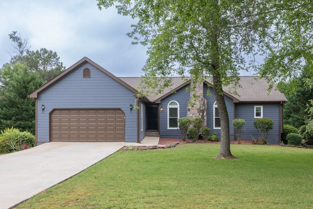 50 Stone Creek Dr., Hoschton, GA 30548