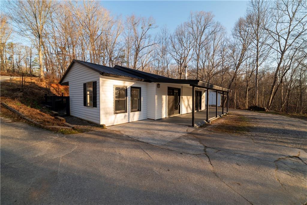 7845 Belton Bridge Road, Lula, GA 30554