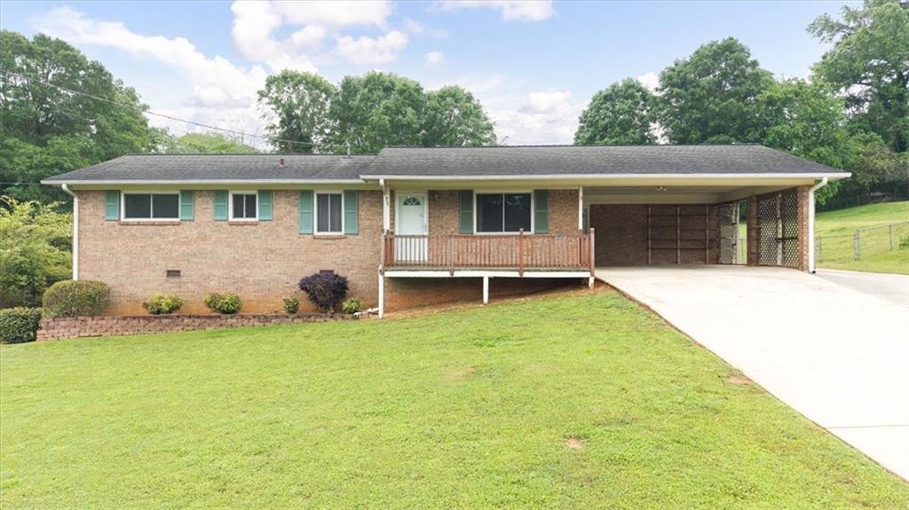 4642 Elmhurst Dr., Douglasville, GA 30135