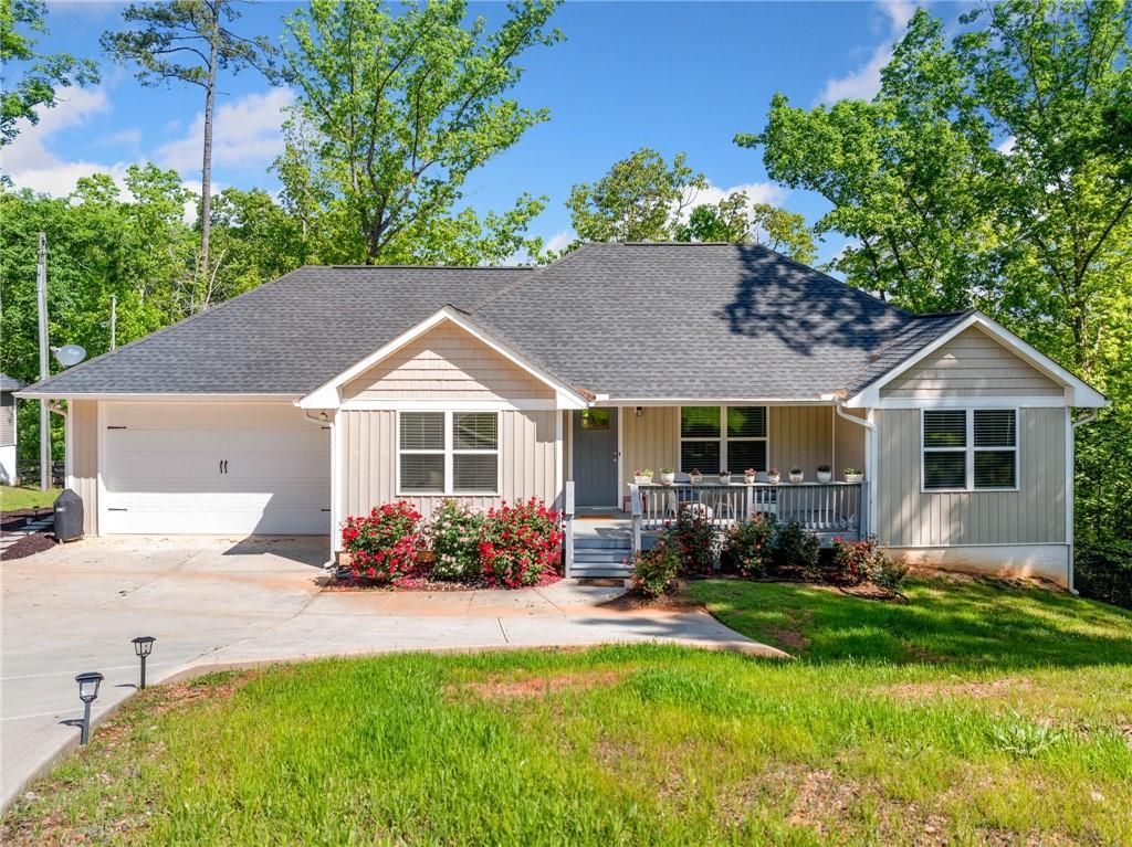 269 Emmett Dr., Dawsonville, GA 30534