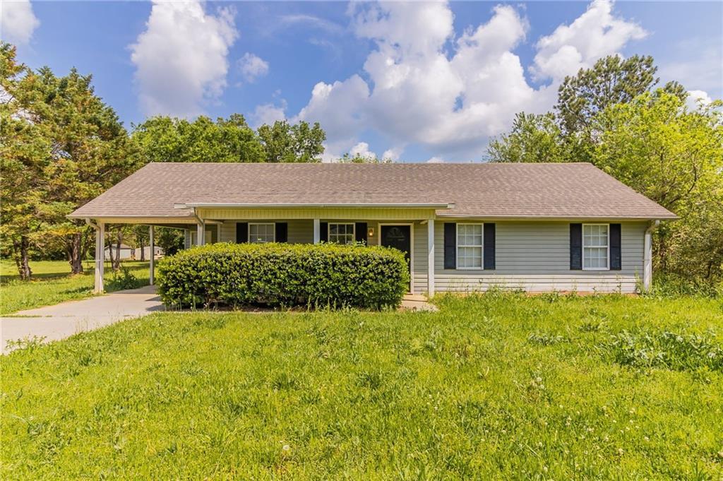 67 Jennifer Ln., Rydal, GA 30171